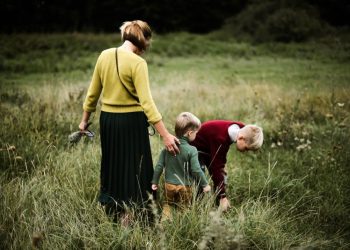 Do you have a favorite child? A new study may answer why