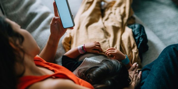 When parents are on their phones a lot, here’s what happens to their kids